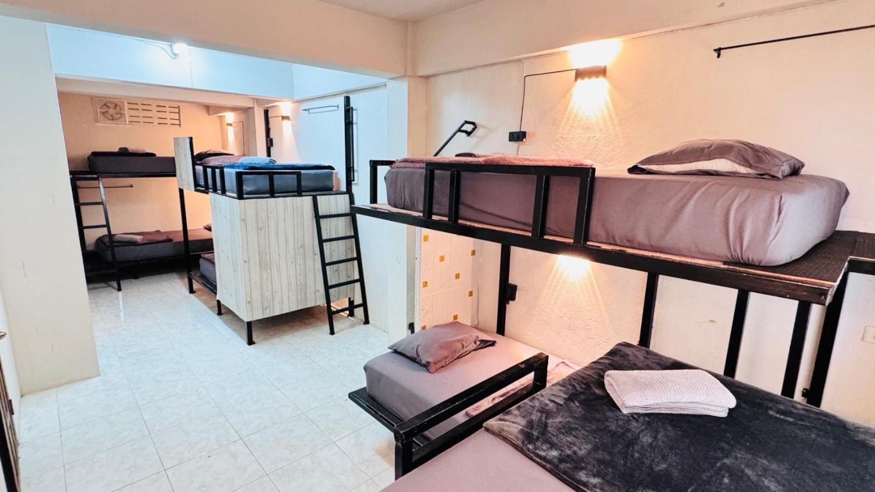 Stay At Moon Hostel Хаад Рин Екстериор снимка